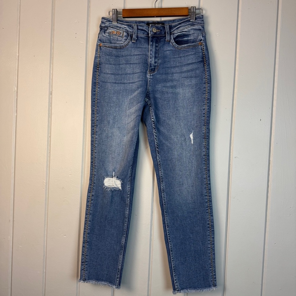 Judy Blue "Howdy" Boyfriend Side Stitch Hi Rise Raw Hem Distress Jeans JB88108MD
